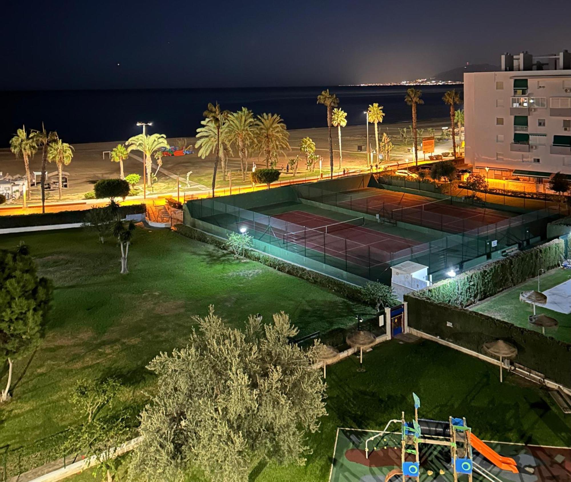 Primera Linea De Playa. Magnifica Urbanizacion Lejlighed La Cala Del Moral Værelse billede
